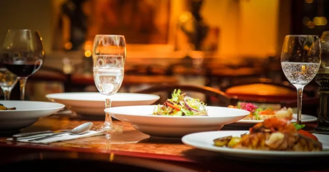 Kam na jídlo, Staré splavy, Máchovo jezero